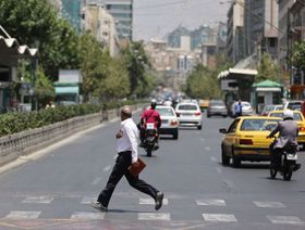 طوارئ في البحرين والكويت عقب الضربات الأميركية على إيران.. ودول الجوار: لا تأثيرات نووية