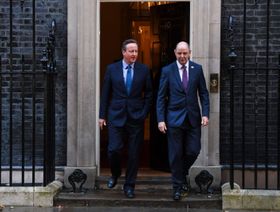 عودة مفاجئة لرئيس وزراء بريطانيا الأسبق ديفيد كاميرون إلى الحكومة