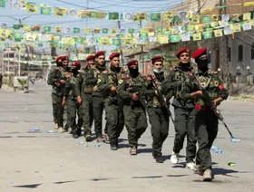 سجال بين دمشق و"قسد" حول مهلة تنفيذ الاتفاق.. وتحضيرات لجولة مفاوضات جديدة