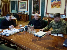 مفاوضات أوكرانيا تنتقل إلى دافوس.. وكييف تطالب بالضغط على موسكو