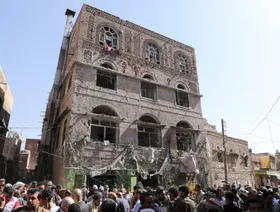 اتهامات متبادلة بين واشنطن والحوثيين بعد انفجار قرب موقع أثري