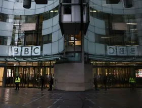 "أزمة بانوراما".. ترمب يهدد بمقاضاة BBC وتعويض بمليار دولار