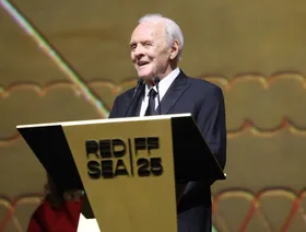 كلمات المكرمين تتصدر ختام مهرجان البحر الأحمر السينمائي في جدة