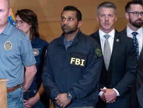 مدير FBI يواجه غضب تيار MAGA بسبب قضية اغتيال تشارلي كيرك