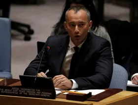 ممثل غزة ميدانياً داخل "مجلس السلام".. من هو نيكولاي ملادينوف؟