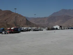العراق يعلن سيطرته على نقاط حدودية مع إيران.. ووفد من بغداد يصل طهران