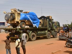 جنود فرنسا يغادرون النيجر.. وواشنطن تكشف تصنيفها الرسمي للوضع في نيامي