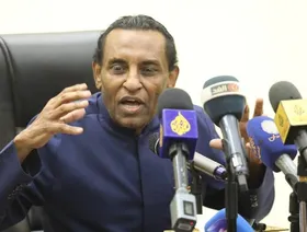 رئيس الوزراء السوداني يعلن عودة الحكومة للعمل من الخرطوم