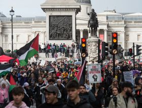 بريطانيا.. تظاهرات مؤيدة لفلسطين تخلق توتراً بين الحكومة والشرطة