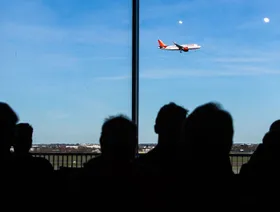 AIRBUS تستدعي 6 آلاف طائرة A320 بسبب خلل في أنظمة التحكم