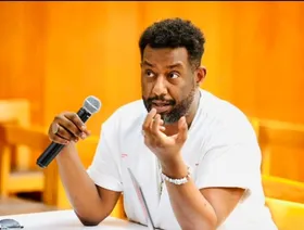 المخرج السوداني أمجد أبو العلا لـ "الشرق": أستعد لفيلم "مسيح دارفور"