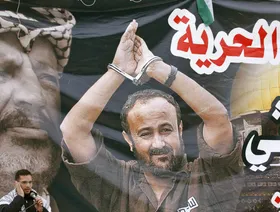 مفاوضات الأسرى تعيد "البرغوثي" إلى الواجهة.. هل يقود التغيير السياسي الفلسطيني؟