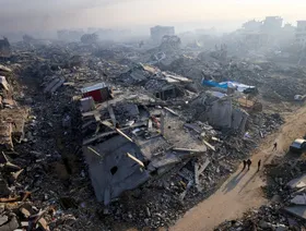 مصر تدعو إلى الإسراع في نشر قوة الاستقرار الدولية بقطاع غزة لمراقبة وقف النار