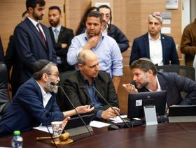 سموتريتش يهدد نتنياهو بـ"انتخابات مبكرة".. ولبيد يدعو إلى تحرك مشترك