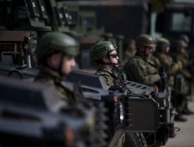 الناتو يستعد لنشر قوات إضافية في كوسوفو وسط تعزيزات صربية