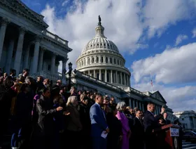 مجلس النواب ينهي أطول إغلاق حكومي في تاريخ أميركا