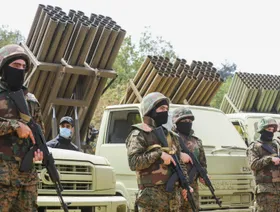 "حزب الله" بين استعداد دفاعي وتحذيرات من تصعيد وشيك.. ماذا يحدث؟