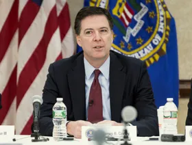 مدير FBI السابق يدفع ببراءته أمام القضاء الفيدرالي في تهم جاءت بدعوات من ترمب