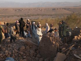 ارتفاع عدد ضحايا الزلازل بأفغانستان لـ2445.. ومطالب بدعم طبي وغذائي