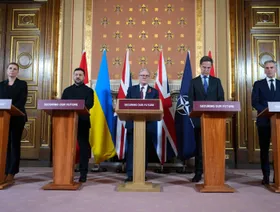 تحركات أوكرانية أوروبية لصياغة مبادرة سلام مع روسيا على نهج خطة ترمب في غزة