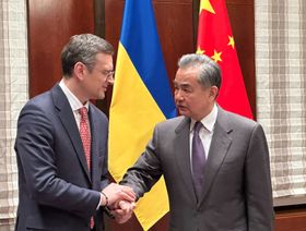 الصين لأوكرانيا: لا نبيع "أسلحة فتاكة" لروسيا ولا "نصب الزيت على النار"
