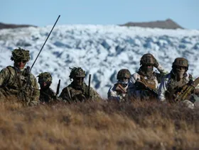 مهمة "الحارس القطبي".. مقترح أوروبي لكبح طموحات ترمب في جرينلاند