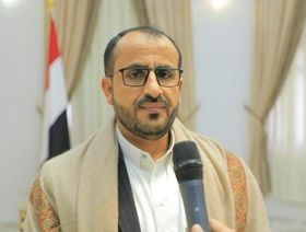 كبير المفاوضين الحوثيين: عمليات البحر الأحمر "منفصلة" عن مسار السلام في اليمن