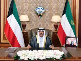 أمير الكويت: من يقاطع انتخابات مجلس الأمة يُفرِّط في حقه الدستوري