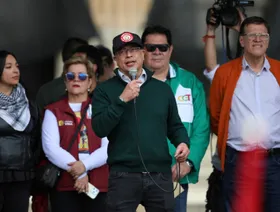 ترمب يدعو رئيس كولومبيا إلى البيت الأبيض بعد مكالمة هاتفية "ودية"