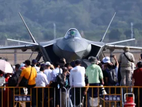 الصين توسع عمليات نشر مقاتلات الجيل الخامس J-20 قرب بكين