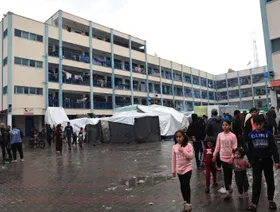 أزمة الأونروا.. جوتيرش يتعهد بملاحقة "الموظفين المتورطين" ويناشد استمرار التمويل
