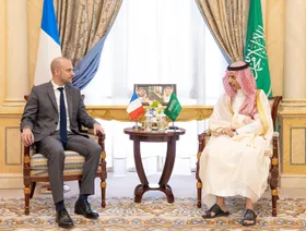 وزير الخارجية السعودي يبحث تطورات غزة مع نظيره الفرنسي في الرياض