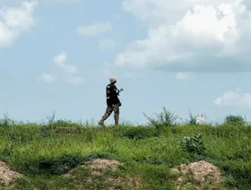 نيجيريا.. هجوم مسلح يودي بحياة عشرات الأشخاص