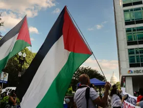 نواب ديمقراطيون في الكونجرس يحثون ترمب على الاعتراف بدولة فلسطينية