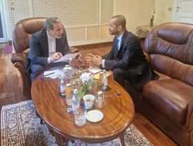إيران: ندرس مقترحات عُمان في المفاوضات مع واشنطن.. وإسرائيل تسعى لـ"تخريب المحادثات"