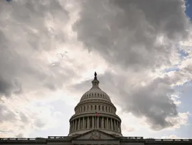 فنزويلا تحت الضغط.. هل ينجح الكونجرس في تقييد صلاحيات ترمب العسكرية؟