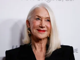 هيلين ميرين تنال جائزة "سيسيل بي. دوميل" من "جولدن جلوب"