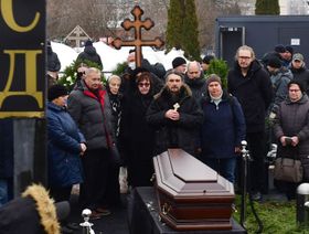 في "جنازة سريعة".. تشييع جثمان المعارض الروسي أليكسي نافالني