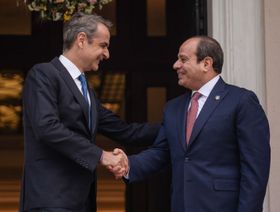 اليونان تدعم الخطة العربية لإعمار غزة.. والسيسي: حريصون على عدم تهجير الفلسطينيين