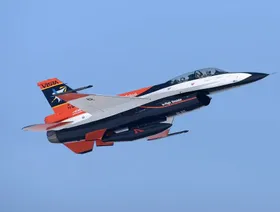 مناورة جوية بين طائرة أميركية مدعومة بالذكاء الاصطناعي ومقاتلة F-16