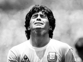 عودة قميص مارادونا الذي ارتداه في نهائي كأس العالم 1986 للأرجنتين