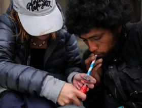 الفنتانيل.. مخدر يقتل 200 أميركي يومياً