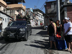 البرازيل.. نحو 18 ضحية في اشتباكات بين الشرطة و"عصابات إجرامية"