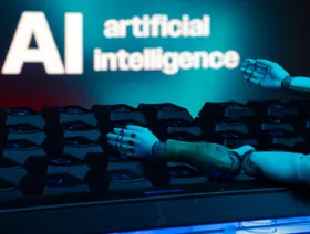 دراسة: الذكاء الاصطناعي غير قادر على منافسة الطلاب في كتابة المقالات