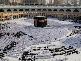 السعودية تقر ضوابط جديدة لدخول مكة استعداداً لموسم الحج