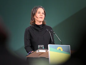 ألمانيا تُحذر من حرب روسيا "الهجينة" في أوروبا