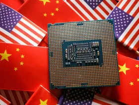 ترمب يوقف "صفقة رقائق" في أميركا بسبب الصين ومخاوف أمنية