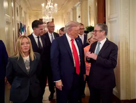 انتقادات حادة و"خطاب عدائي" يهدد التحالف التاريخي بين أوروبا والولايات المتحدة