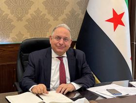 بعد رفع العقوبات عن سوريا.. وزير المالية: ندعو إلى الاستثمار في بلادنا