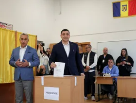 رومانيا.. انتخابات رئاسية معقدة تتأرجح بين نفوذ روسيا والولايات المتحدة